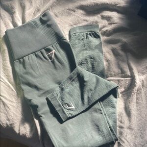 Green high-Waisted Leggings